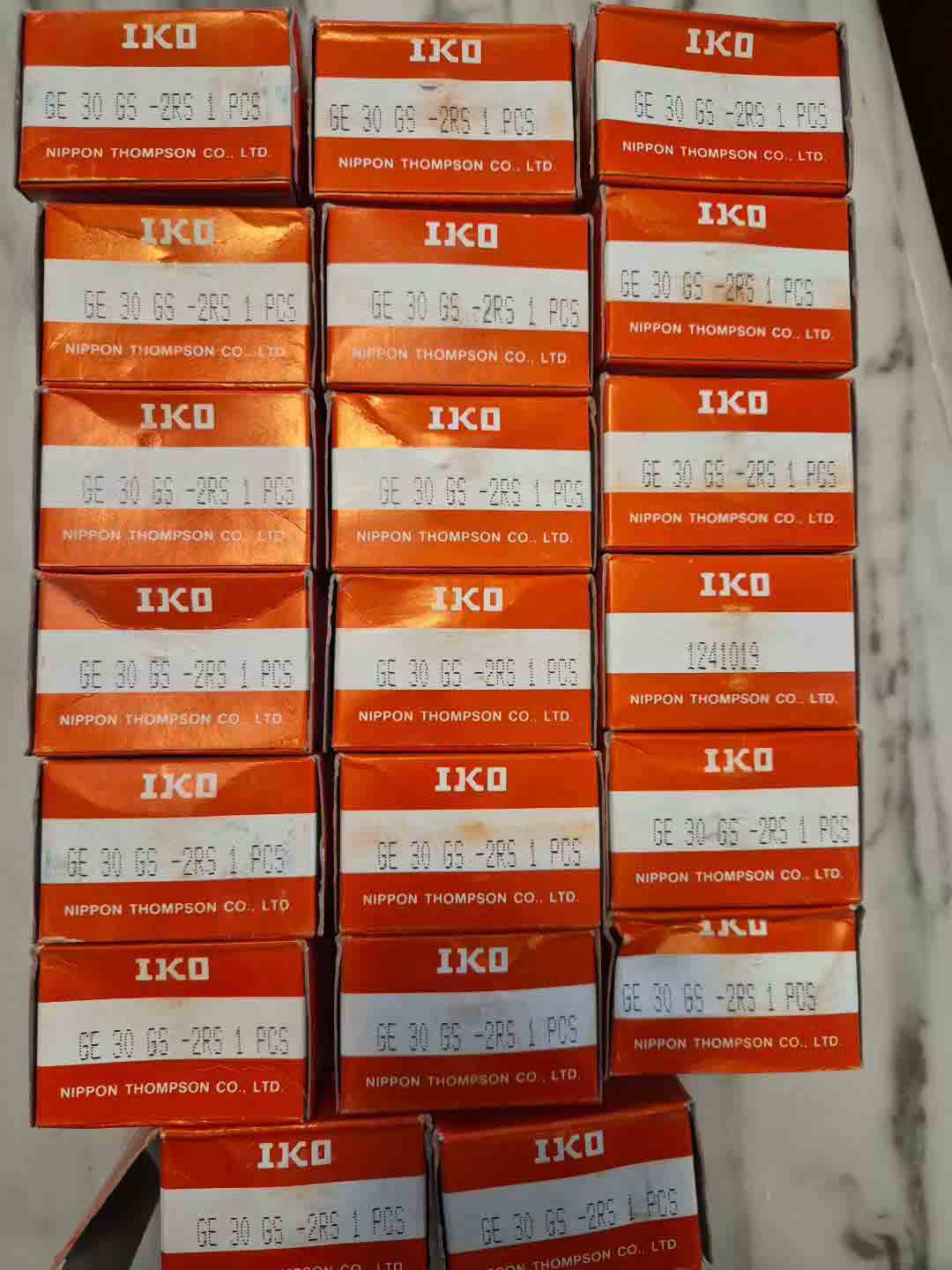 IKO  GE30GS-2RS